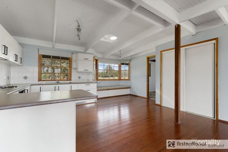 Property photo of 14 Lansdowne Drive Raglan NSW 2795