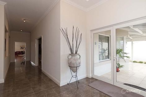 Property photo of 14 Chivalry Way Atwell WA 6164