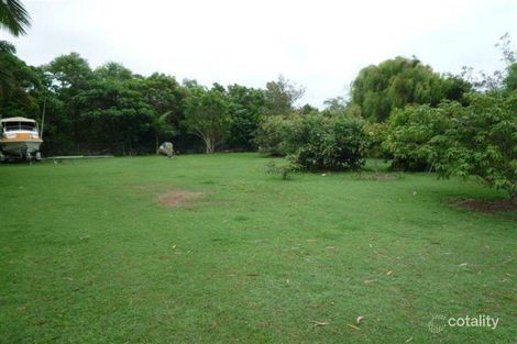 Property photo of 33 Taylor Street Tully Heads QLD 4854