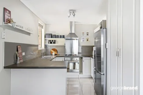 Property photo of 1/33 Oakes Street Kariong NSW 2250