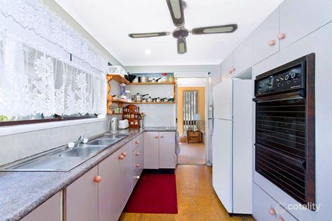 Property photo of 6 Martin Close Chittaway Bay NSW 2261