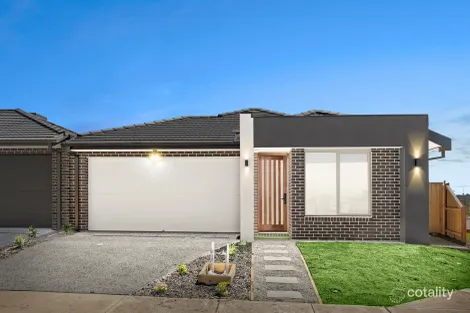 15 Pursuit St, Mambourin, VIC 3024