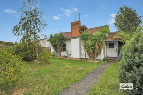 Property photo of 10 Hampton Street Moe VIC 3825