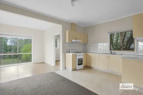 Property photo of 10 Hampton Street Moe VIC 3825