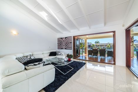 Property photo of 17 Goolagong Court Broadbeach Waters QLD 4218