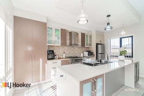 Property photo of 19 Clarendon Avenue Craigieburn VIC 3064