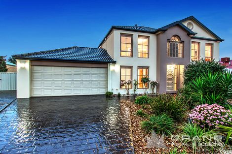 Property photo of 9 Mokoan Close Caroline Springs VIC 3023