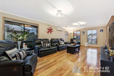 Property photo of 9 Mokoan Close Caroline Springs VIC 3023