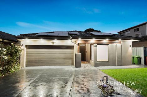 Property photo of 21 Omeara Crescent Cranbourne East VIC 3977