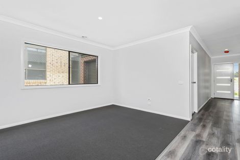Property photo of 25 Ambleside Way Officer VIC 3809