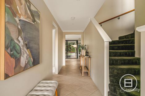 Property photo of 34 Aquaviva Circle Viveash WA 6056