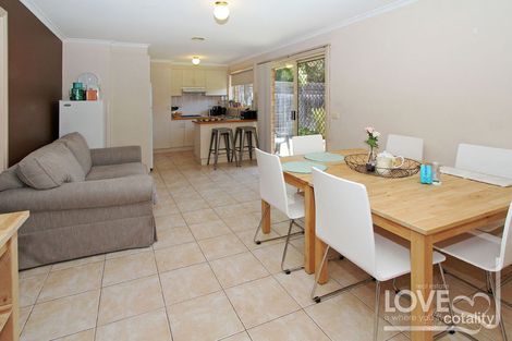 Property photo of 1 Bean Court Mill Park VIC 3082
