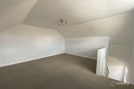 Property photo of 1/1 Parker Place Orange NSW 2800