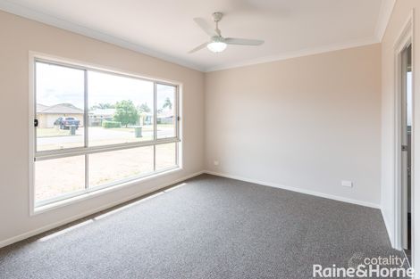Property photo of 21 Searle Street Thabeban QLD 4670