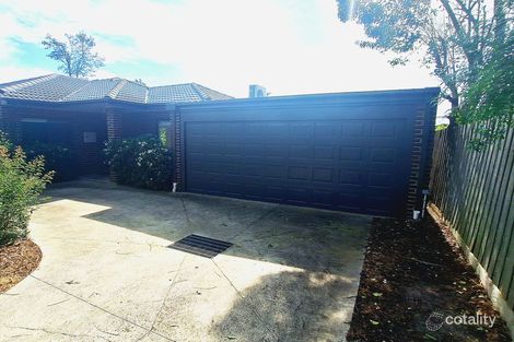 Property photo of 2/8 Denver Crescent Rowville VIC 3178