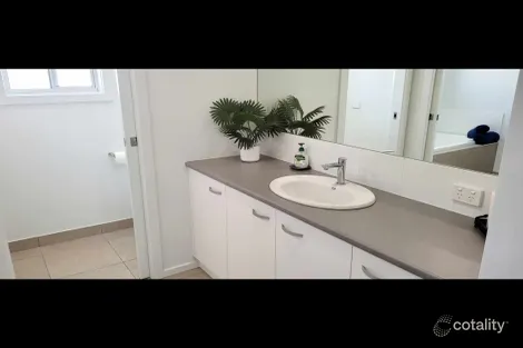 Property photo of 8 Whitworth Drive Nicholson VIC 3882