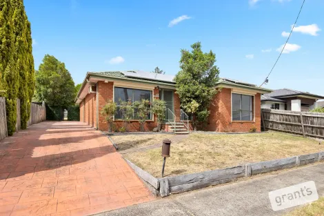 12 Huntington Dr, Hampton Park, VIC 3976