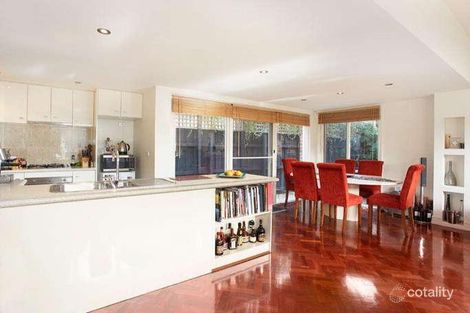 Property photo of 2/319 Barkly Street Elwood VIC 3184