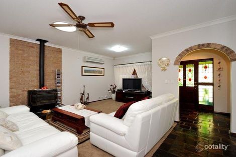 Property photo of 3 Bangalay Court Halls Head WA 6210