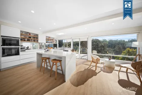 Property photo of 3 Gambier Avenue Sandy Point NSW 2172