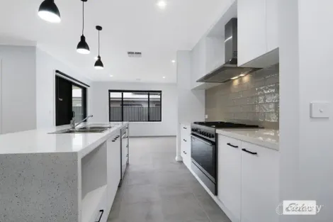 Property photo of 116 Potoroo Avenue Thurgoona NSW 2640