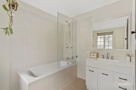 Property photo of 29 Alexandra Street Booval QLD 4304