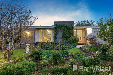 89 Thornhill Rd, Highton, VIC 3216