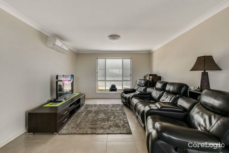 Property photo of 42 Sanctuary Drive Cranley QLD 4350