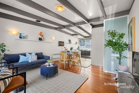 Property photo of 4/11 Carween Avenue Mitcham VIC 3132