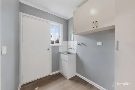 Property photo of 2/214 Milleara Road Keilor East VIC 3033