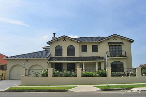 128 Bossley Rd, Bossley Park, NSW 2176