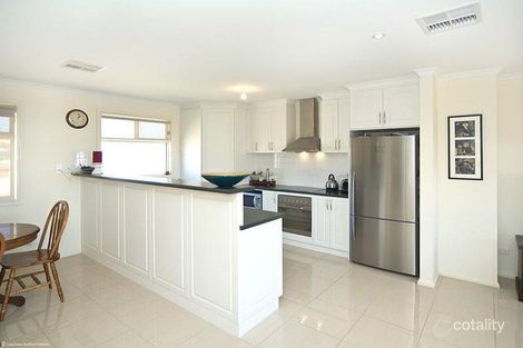 Property photo of 8 Astor Close Sellicks Beach SA 5174