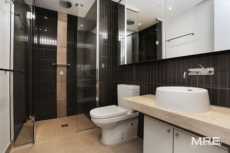Property photo of 1801/155 Franklin Street Melbourne VIC 3000