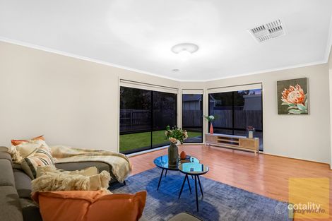 Property photo of 8 Joybells Crescent Tarneit VIC 3029