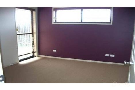 Property photo of 4 Sams Place Coral Cove QLD 4670