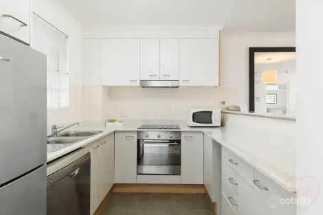 Property photo of 28/11 Giles Street Griffith ACT 2603