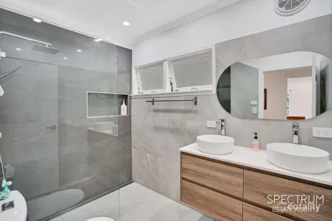 Property photo of 65 Forrester Terrace Bardon QLD 4065