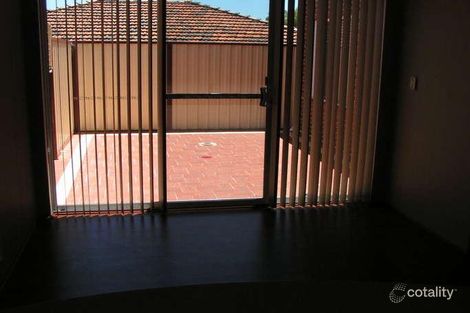 Property photo of 1/20 Dixie Road Kelmscott WA 6111