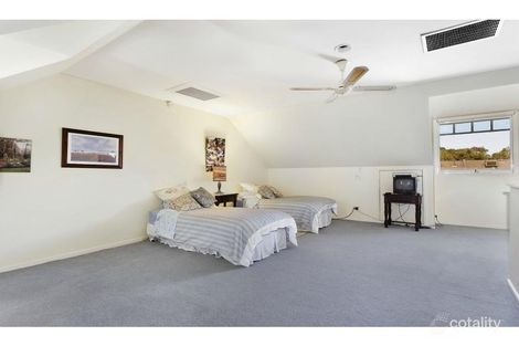 Property photo of 22 Gardner Lane Kensington VIC 3031