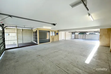 Property photo of 12 Hibiscus Drive Forrestfield WA 6058
