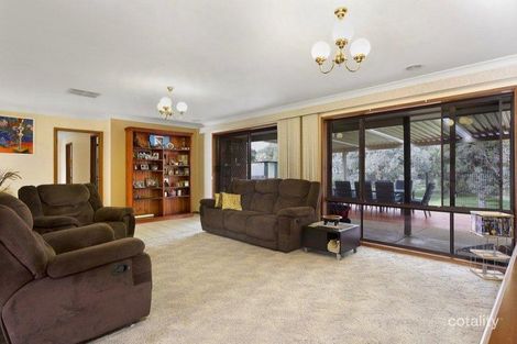 Property photo of 14 Park View Close Wodonga VIC 3690