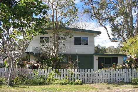 50 Warrina Ave, Summerland Point, NSW 2259