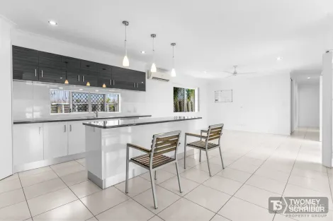 Property photo of 27 Hatch Close Trinity Beach QLD 4879