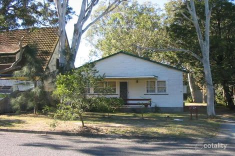 17 Howelston Rd, Gorokan, NSW 2263