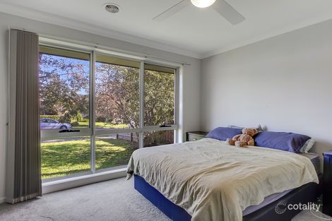 Property photo of 13 Dunrossil Drive Kilsyth VIC 3137