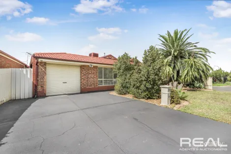Property photo of 71 Castle Drive Burton SA 5110