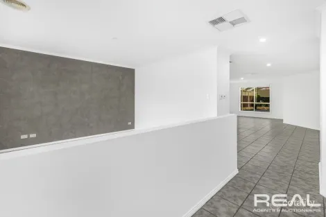 Property photo of 71 Castle Drive Burton SA 5110