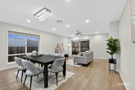 Property photo of 142 Woodline Drive Spring Mountain QLD 4300
