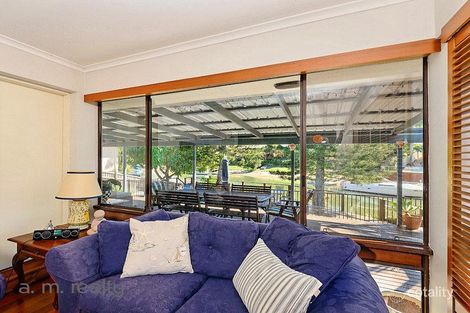 Property photo of 3 Moray Court Benowa QLD 4217