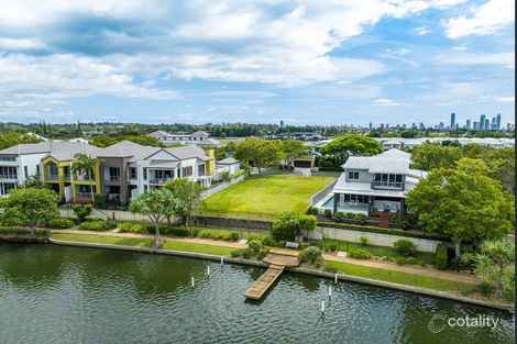 5058 Emerald Island Dr, Carrara, QLD 4211